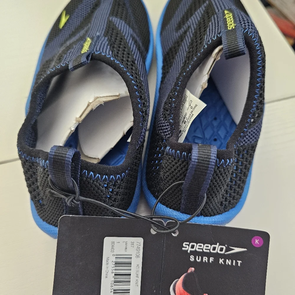 Speedo Navy Blue Water Shoes Speedo USA kids water shoes size 1 big kid